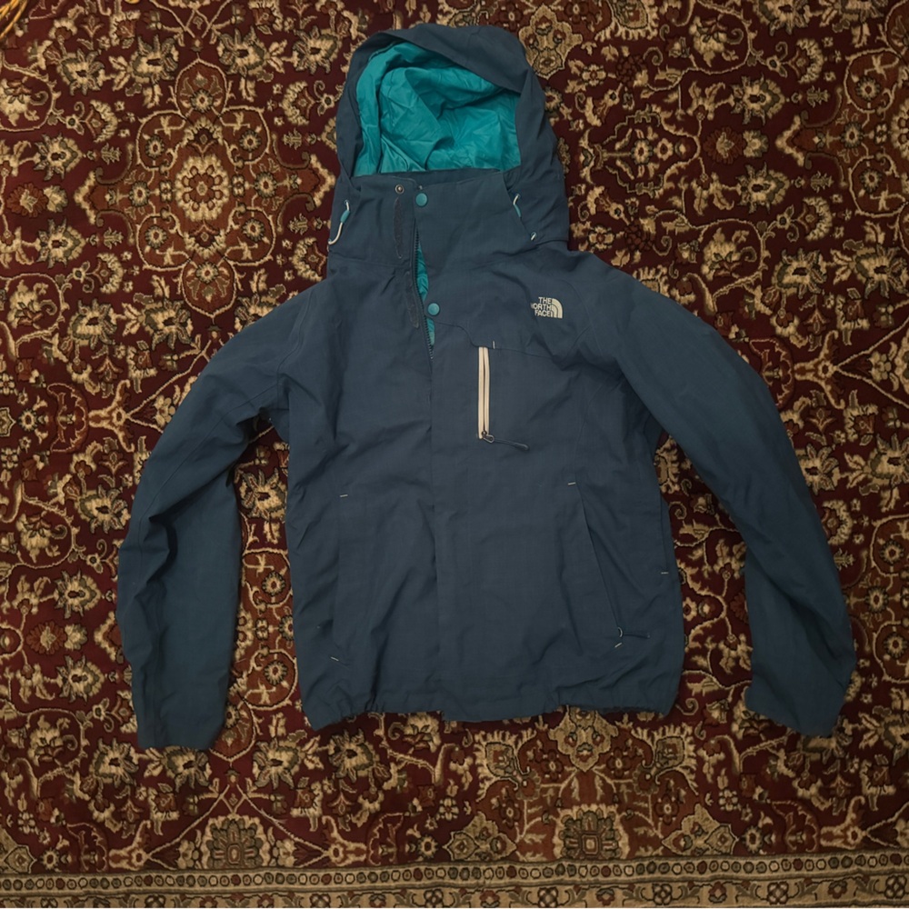 The North Face Teal Jacket - Hyvent Jacket/Shell for winter
